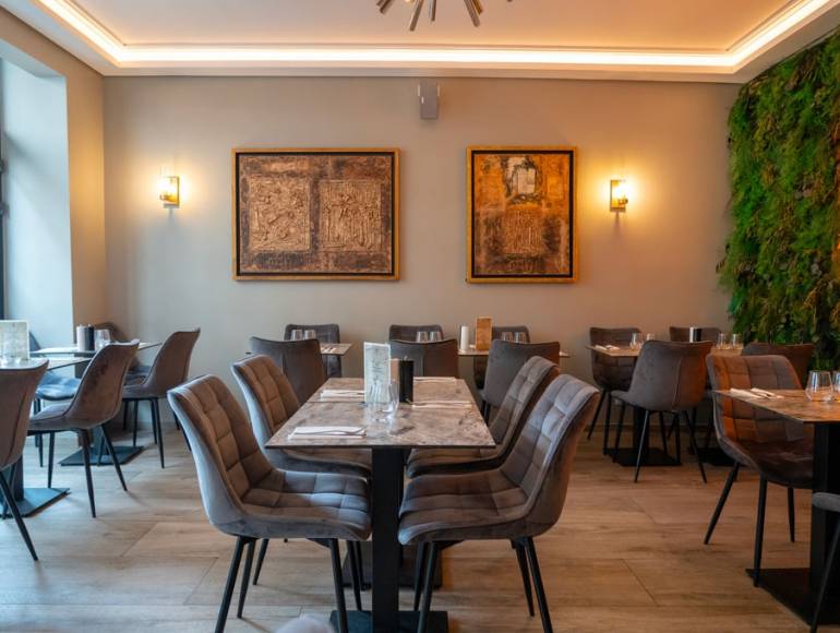 Kavod Kosher Restaurant